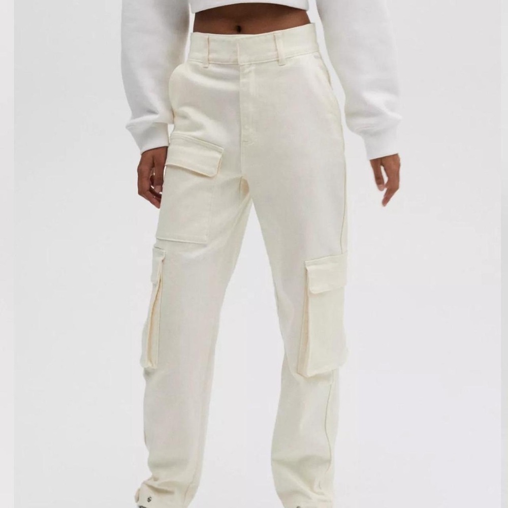 Aritzia cargo pants